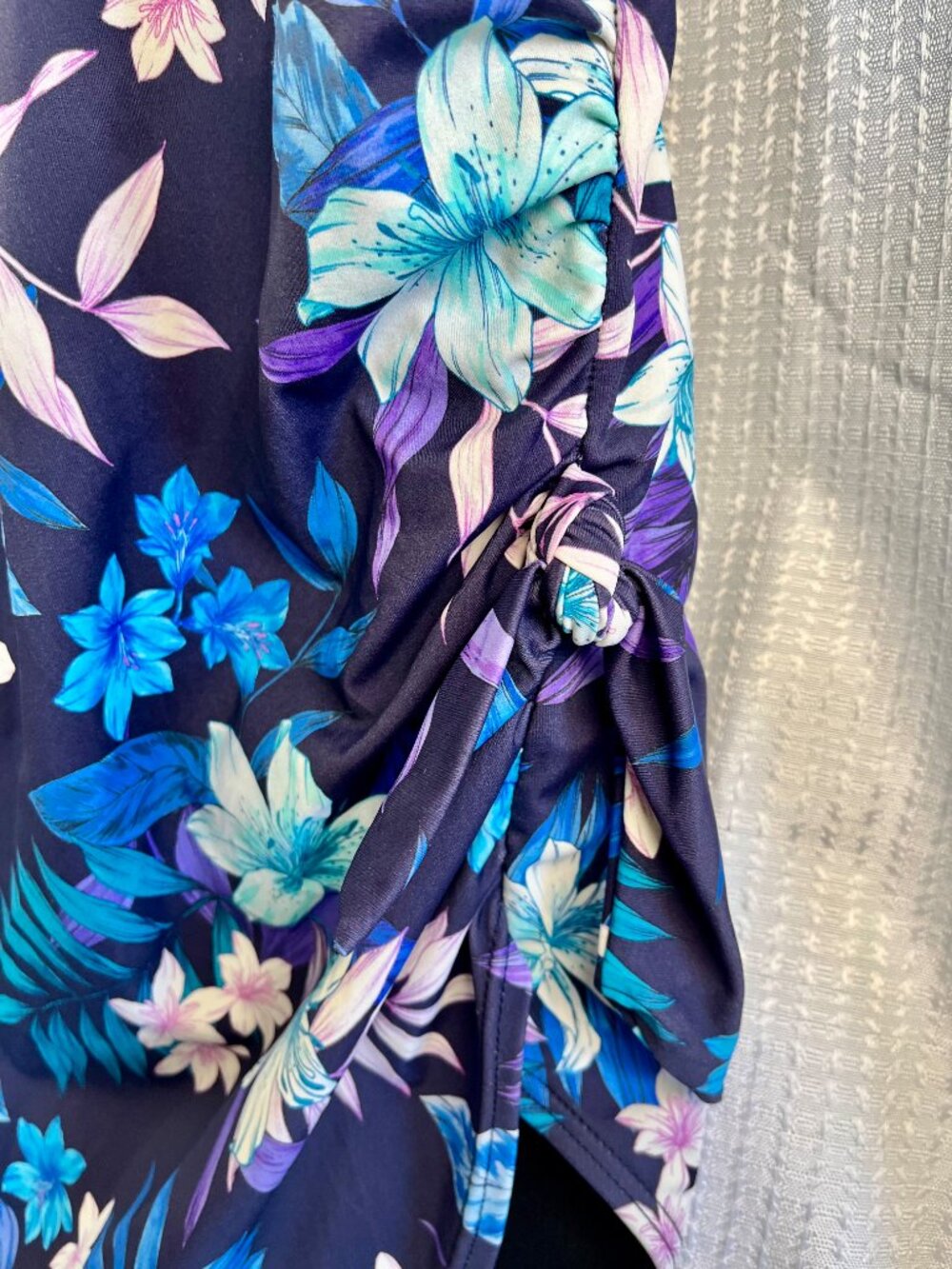 Swimsuits For All One-Piece Side Tie Wrap Swimsuit Lily Floral Print 18 - Picture 2 of 6